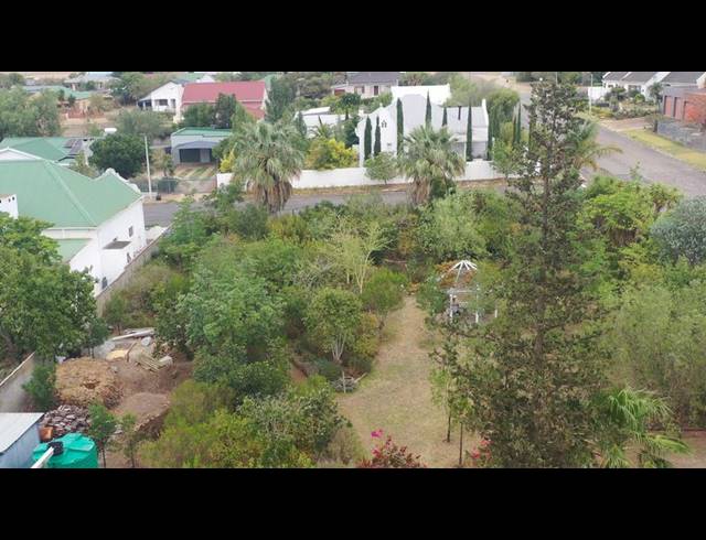 LAND FOR SALE IN RIVIERSONDEREND